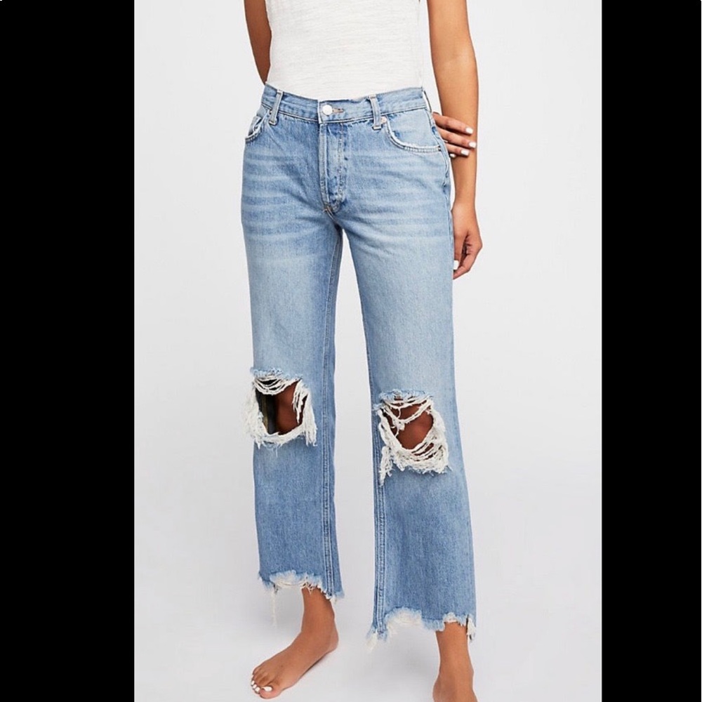NWT- Free People Maggie Midrise Straight Jean